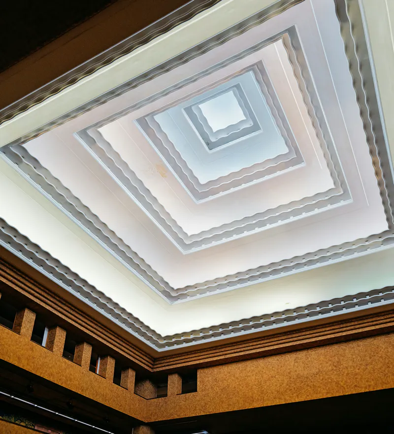 complicated ceiling